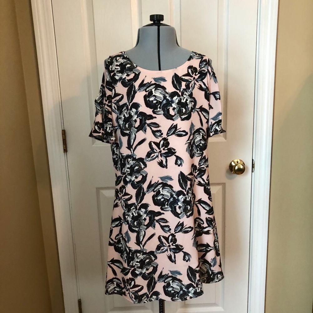 Pink & Navy Cold Shoulder Dress, Size XS